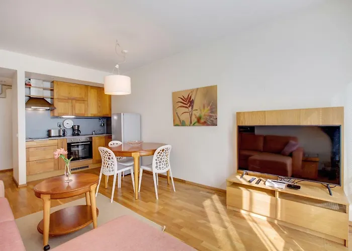 Solar - Liberty Square Apartman